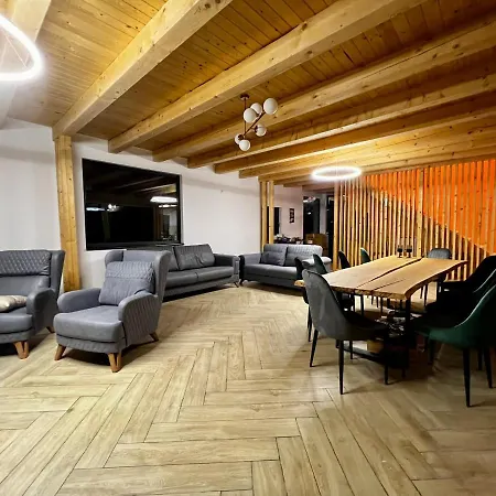 Merlin - Statiunea Muntele Baisorii Дом отдыха